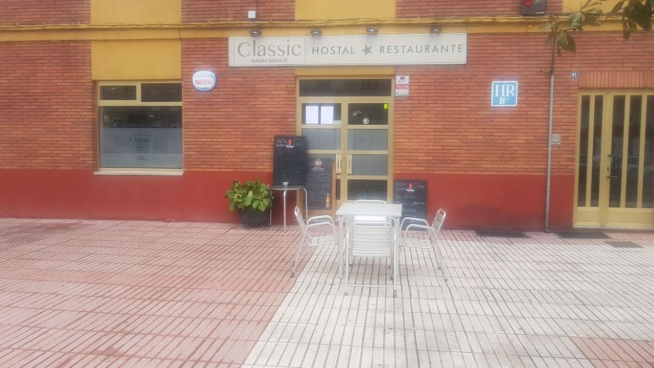 Hostal Restaurante Classic Columbrianos Buitenkant foto